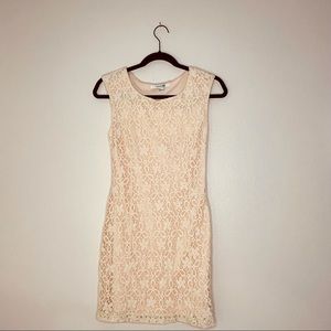 Forever 21 coral lace dress